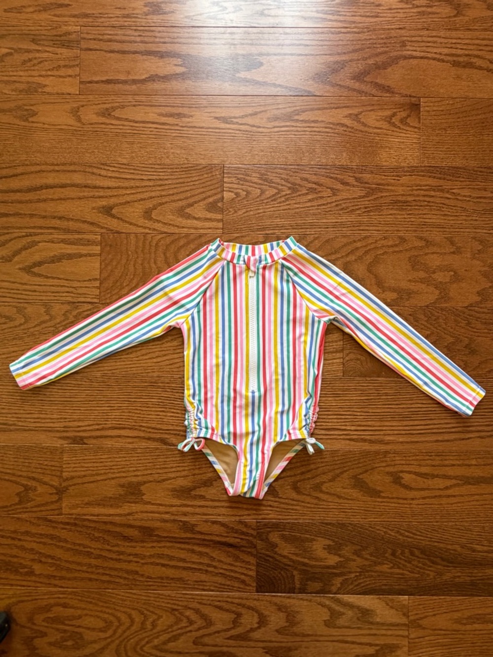 Rashguard swimsuit two set bundle - Baby Gap and Old Navy - Picture 5 of 11